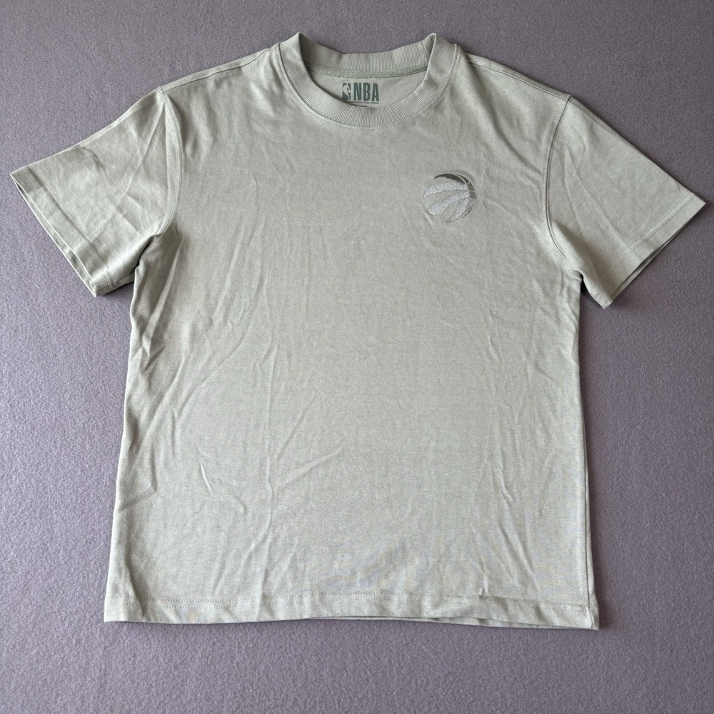 NBA T-Shirt‎ Men's S Light Green Embroidered Logo Basketball Tee Casual Sport